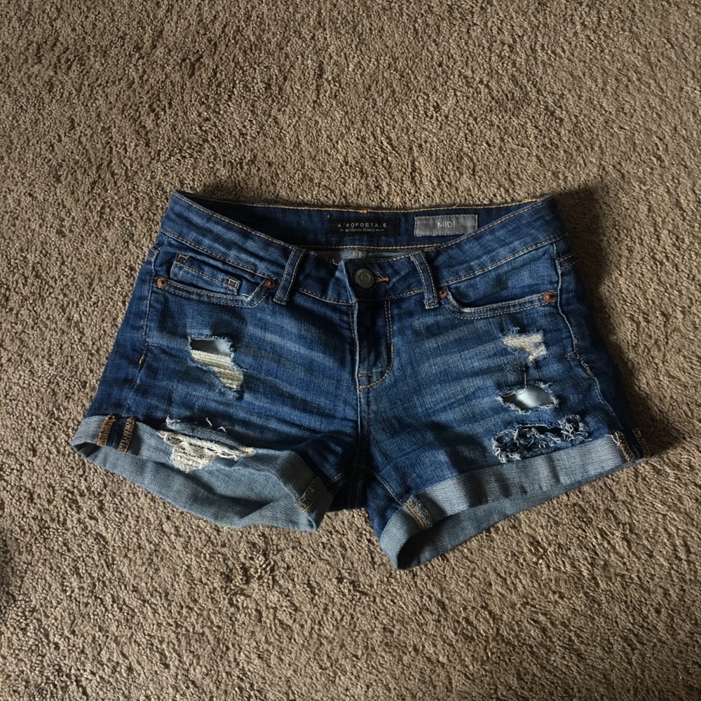 Aeropostale midi distressed shorts